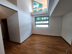 Holland Road (D10), Detached #536441311